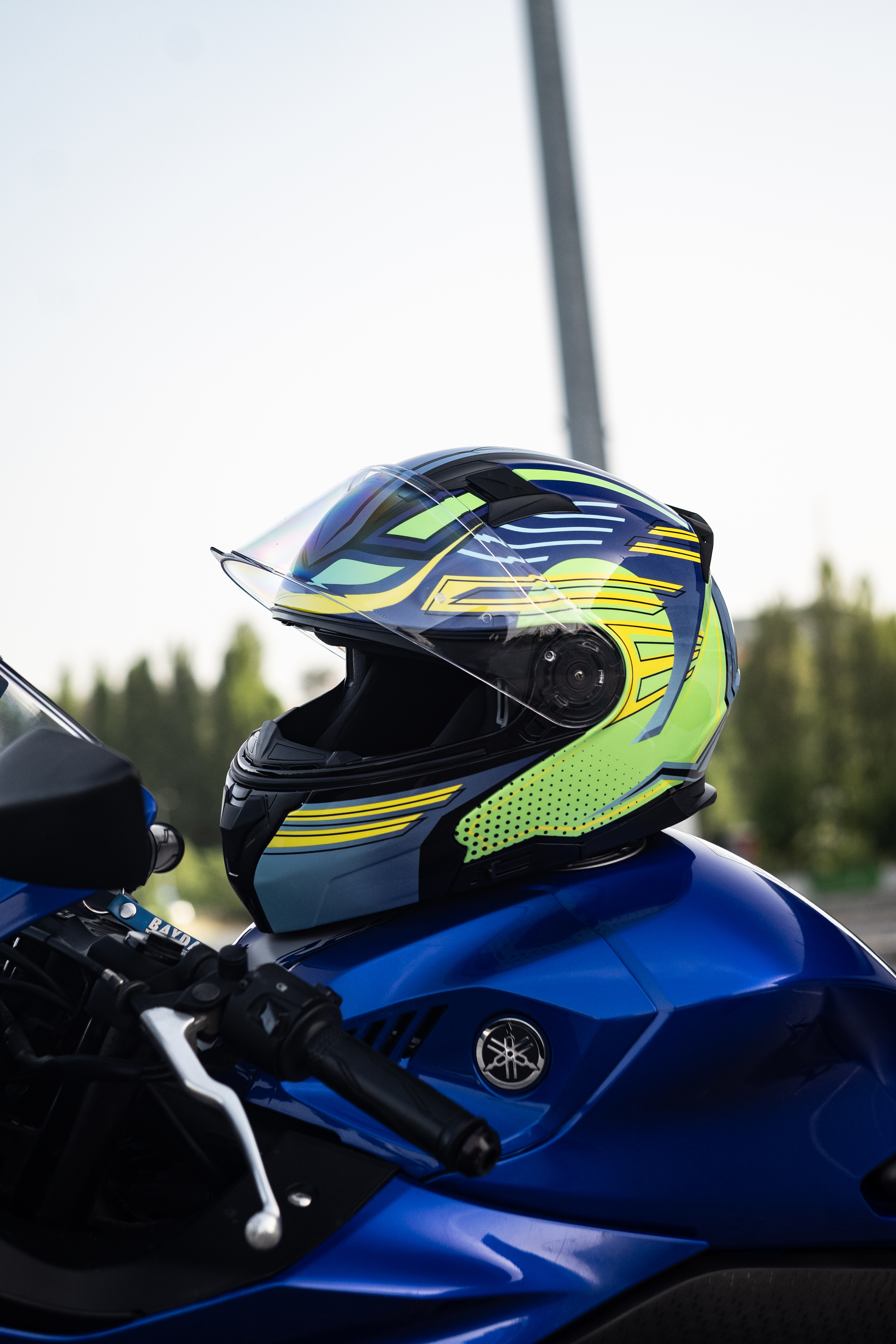 MK-Graphic21 Çene Açılır Kask